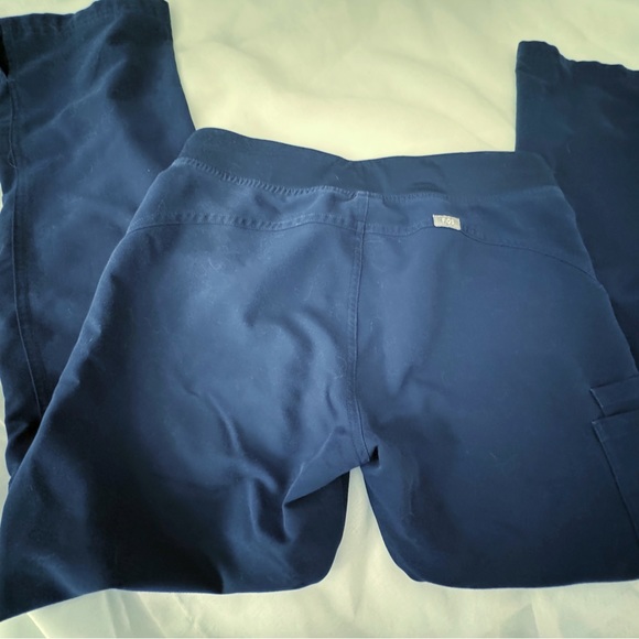Figs scrubs size small pants TWO PAIRS - Picture 4 of 4